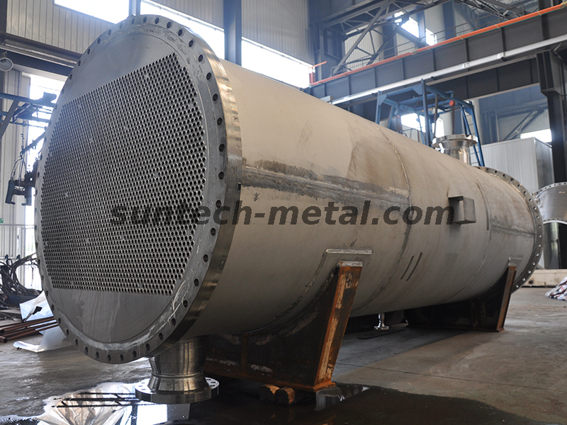 ジルコニウム反応器の特性と機能